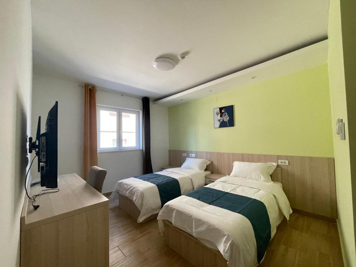 Home In Superior如家 Surcin Bagian luar foto