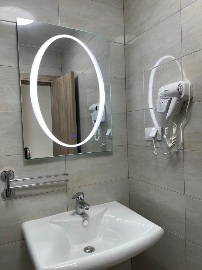 Home In Superior如家 Surcin Bagian luar foto