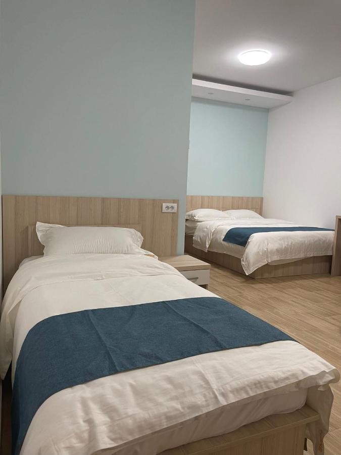 Home In Superior如家 Surcin Bagian luar foto